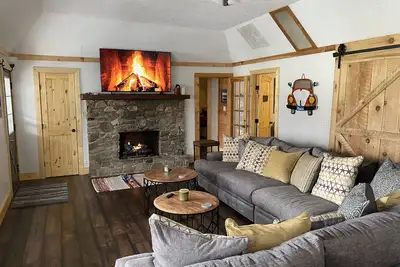 Image de Mountain View Lodge One Level Easy Access Pet Friendly Family Gatherings