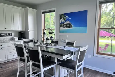 Image de Bell Estates I Beautiful Cottage I Beach Passes