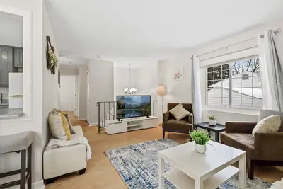 Image de Charming 3 Beds/2 Baths Home- 2 miles to Lake Phalen