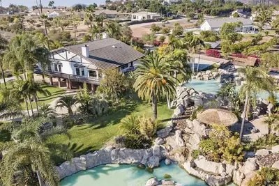 Image de **El Paraiso** Resort like house w/ Floating  River