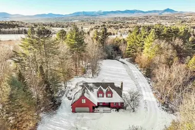 Image de Hidden Stowe Gem:  Spacious Home on 100 Acres under 20 min drive to Stowe Mt.
