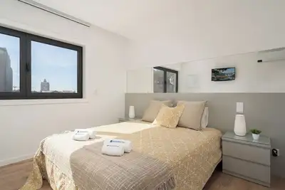 Image de HostWise - Bright and Luxurious Flat w/ Balcony