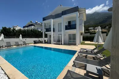 Image de Luxurious Private 4 Bedroom Villa, all en-suite 5 minutes to Oludeniz Beach