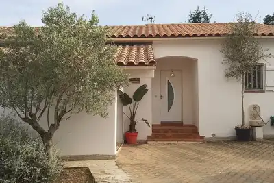 Image de Villa à 5 minutes du Port, du Marché et de la Plage