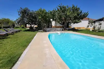Image de A 9 minutes des plages de la côte d'Argent, charmante quinta 5 chambres +piscine