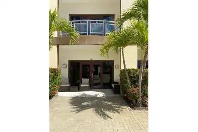 Image de Eagle Beach Cozy Condo
