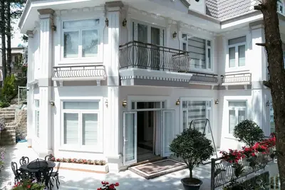 Image de Downtown 5 Bedroom Villa with Luxury Interior - 10 min to downtown