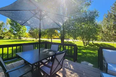 Image de Happy Home -  Sunny and Clean House near Downtown