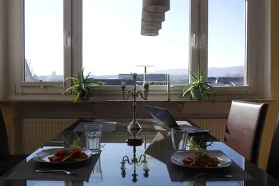 Image de Spacious apartment with Hercules view near the university