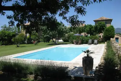 Image de Gite Tourelle: delightful stone cottage in a quiet area surrounded by vines