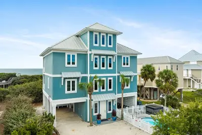 Image de East of Eden: Beuatiful Beachfront Home- Sleeps 20, Private Pool, Pet Friendly