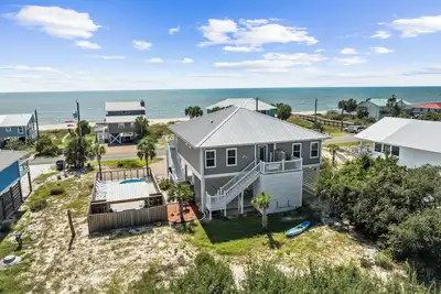Image de On the Half Shell: 4br Home on Sgi- Sleeps 12, Priv. Pool, Pet Friendly!