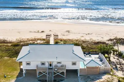 Image de Sugar Magnolia: Beachfront Sgi Home- Sleeps 12, Priv. Pool, Pet Friendly!