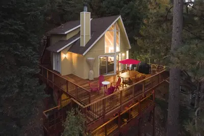 Image de ✨New Serene Modern Mountain Cottage Near Lake✨