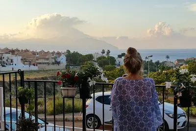 Image de Surise Den- Walk to the beach, sea view and pool. Holiday rentals & winter stays