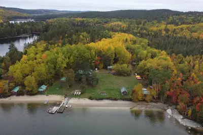 Image de Off-grid Wilderness Lodge & Outfitter