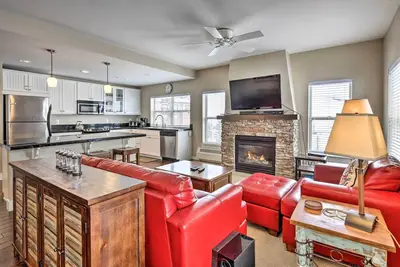 Image de Ski-In/Ski-Out Luxe Mountain Getaway in Granby