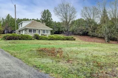 Image de Quiet house in the country with a stone fireplace - Monthly
