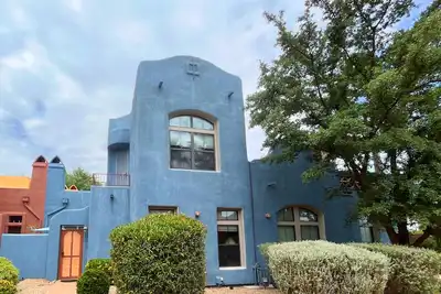 Image de Stylish Townhome, 2bd, 2ba - Access to Year-round heated pool and gym.