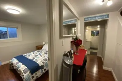 Image de cozy homeaway 2brd!