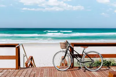Image de Stunning Views just steps to Palm Beach