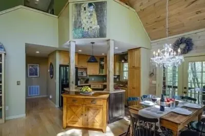 Image de Beautiful Secluded Cabin with Creek and Mountain View, Pet Friendly