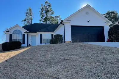 Image de Sweet home only 19 minutes to the Augusta National Golf! !