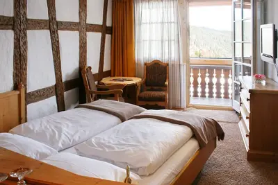 Image de Double room category B with shower/Wc, some with balcony