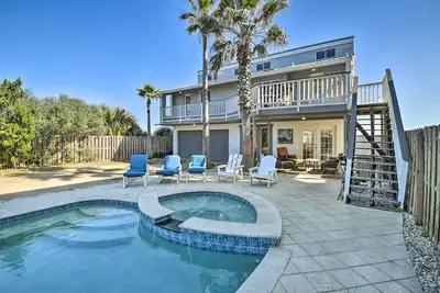 Image de Sunny Florida Home w/ Decks & View, Steps to Beach