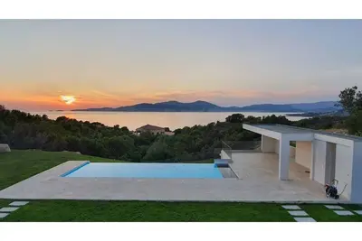 Image de Rez-de-jardin (appartement) - vue mer: ★★★★ (classement touristique officiel)
