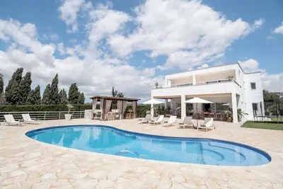 Image de Villa Jesus - Quatre Chambres Villa, Couchages 12