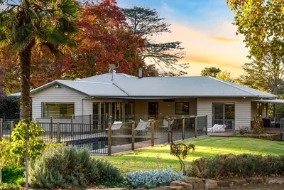 Image de Wairere Farm | Luxe Family Retreat with Edna Walling Garden | Pool Tennis Ski