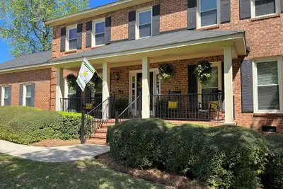 Image de Beautiful 5 Bedroom Masters & Anwa Rental