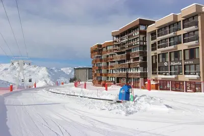 Image de À 50m des pistes de ski, Rez-de-chaussée, balcon, télévision, 48m², Val Thorens