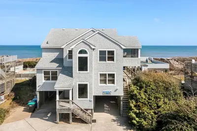 Image de The Gathering Place: Oceanfront | Pool and Hot Tub