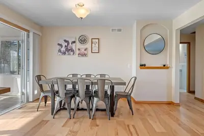 Image de W Chicago ★Unique 4-Season Porch★6 Queen Beds★Huge Space★