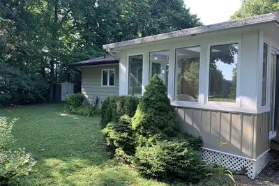 Private Lake View Cottage on Lake Huron