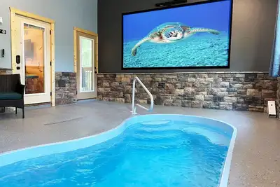Image de Family Cabin, Indoor Heated Pool Theater