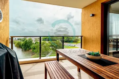 Image de Oceanfront Marvel: Harbour View ~ Pool ~ Parking