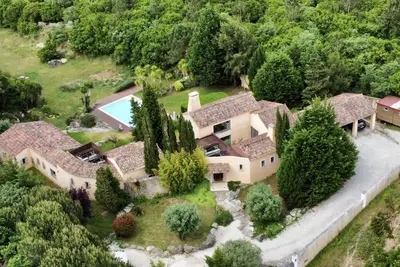 Image de Charmant studio dans une villa exclusive en pleine nature