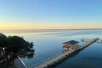 Image de Private Balcony with Water View - Sea La Vie!