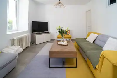 Image de Les Demeures de Mentor-Romard, classé 4* pour 10 personnes, proche plages