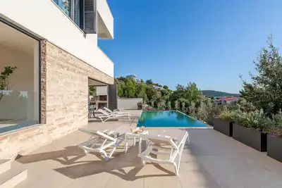 Image de Maison de vacances Sevid pour 2 - 7 personnes avec 3 chambres à coucher - Maison de vacances
