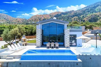 Image de Maison de vacances Yeoryioupolis Kriti pour 1 - 15 personnes avec 5 chambres à coucher - Maison de v