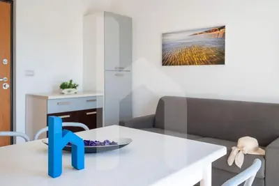 Image de Holiday Rendez Vous 50 - Fourth floor apartment with side sea view