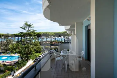 Image de Holiday Rendez Vous 35 - Second floor apartment with sea view