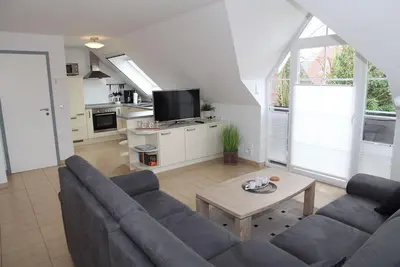 Image de Doris - Great top floor apartment (75sqm) for 4 people with guest Wc and balcony