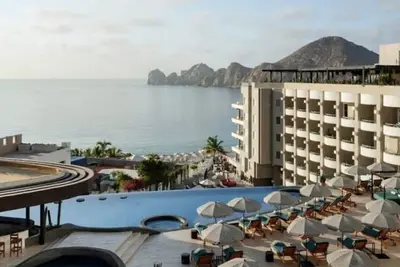 Image de Luxury Cabo Oceanview beachfront suite for 8 w/ hot tub, Dec3-10, 2022 only!