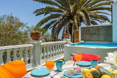 Image de Villa Frida Kahlo, avec vue sur la mer, piscine, jardin et Wi-Fi.