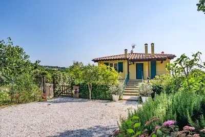 Apartment 6 People In Country Villa With Pool